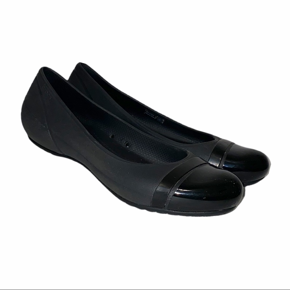 Crocs Black Shiny Cap Toe Flats